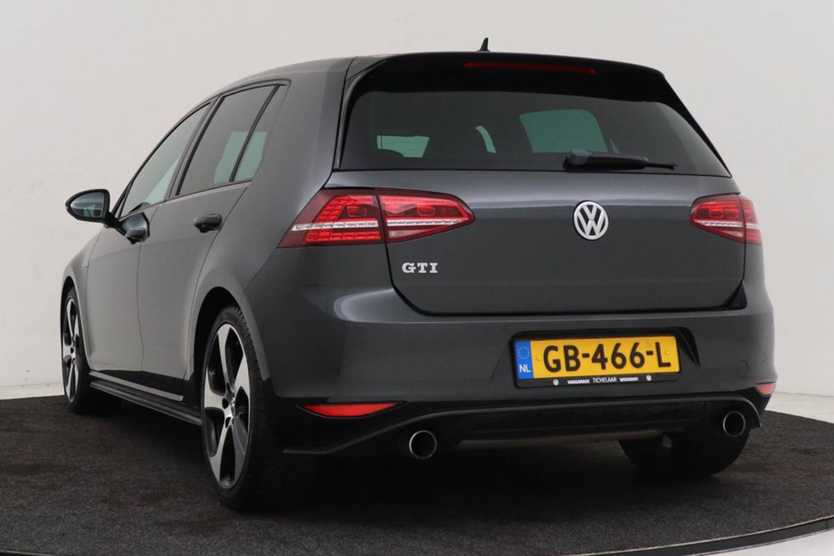 Volkswagen Golf Volkswagen Golf 2.0 TSI GTI | Org NL | 1e Eigenaar | Camera | 138.000 KM!! |