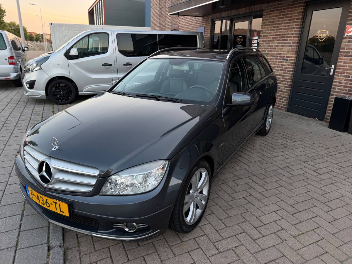 Mercedes-Benz C-Klasse Mercedes-Benz C-klasse Estate 180 CGI BlueEFFICIENCY Business Class Avantgarde Automaat Airco Cruise Elk.Ramen Trekhaak zeer nette