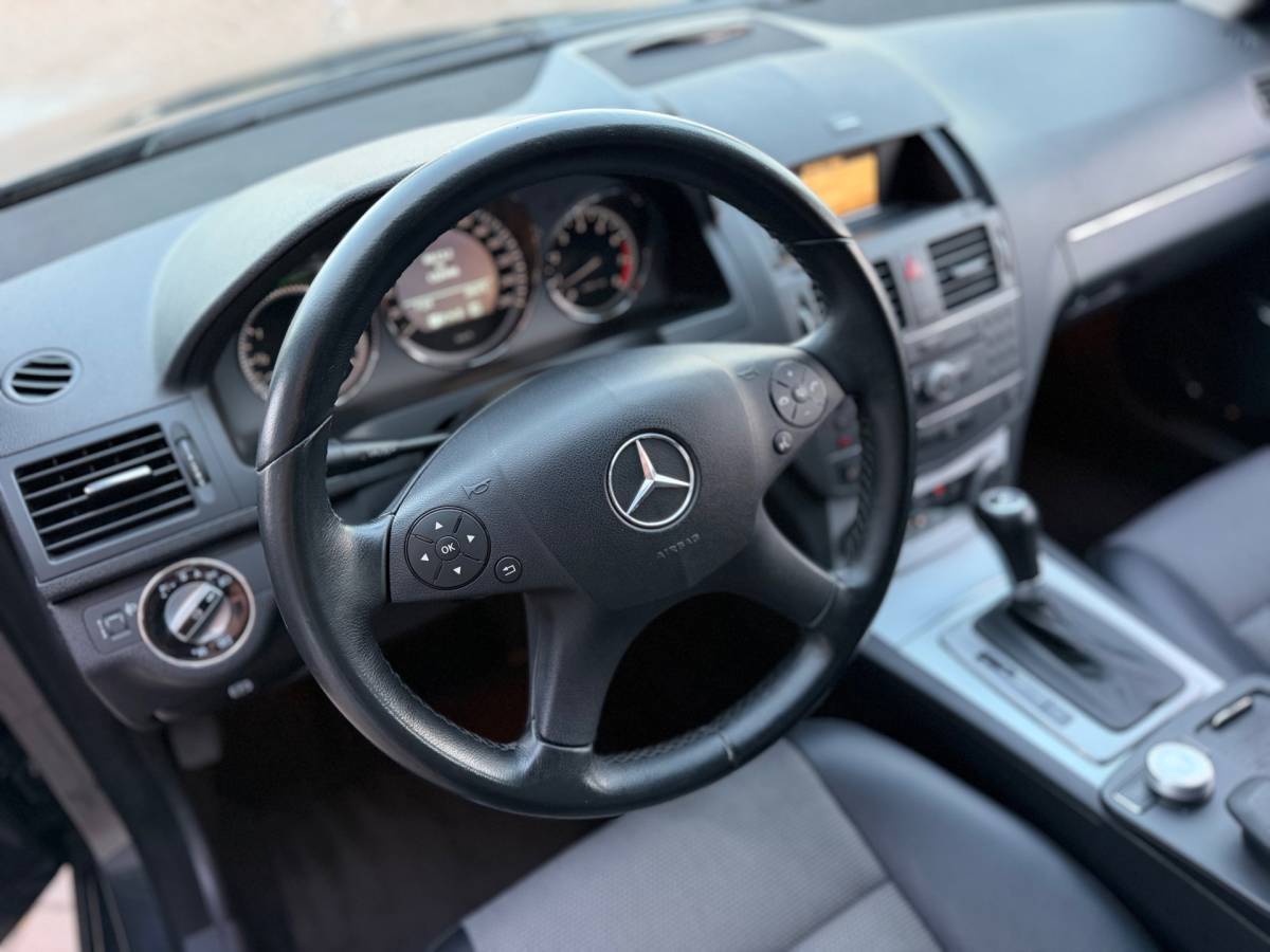 Mercedes-Benz C-Klasse Mercedes-Benz C-klasse Estate 180 CGI BlueEFFICIENCY Business Class Avantgarde Automaat Airco Cruise Elk.Ramen Trekhaak zeer nette