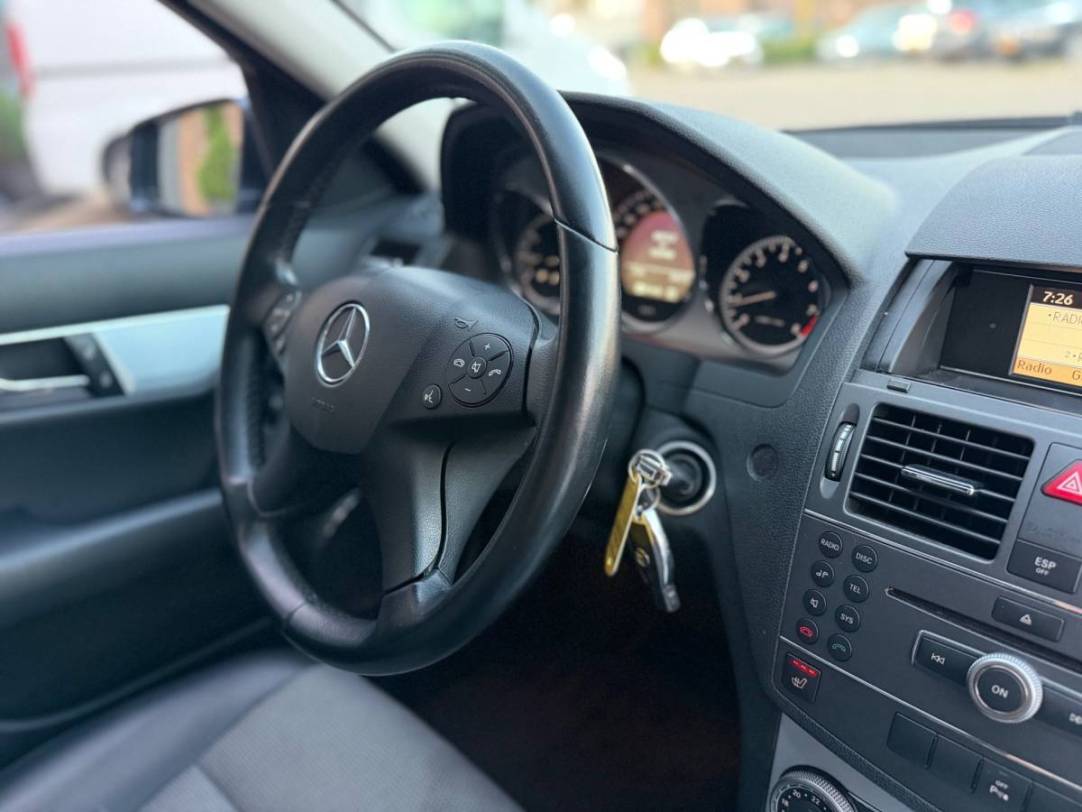 Mercedes-Benz C-Klasse Mercedes-Benz C-klasse Estate 180 CGI BlueEFFICIENCY Business Class Avantgarde Automaat Airco Cruise Elk.Ramen Trekhaak zeer nette