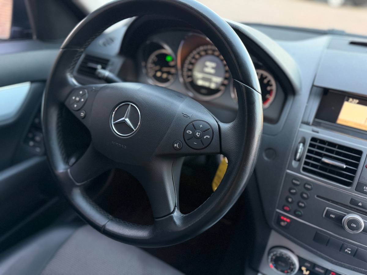 Mercedes-Benz C-Klasse Mercedes-Benz C-klasse Estate 180 CGI BlueEFFICIENCY Business Class Avantgarde Automaat Airco Cruise Elk.Ramen Trekhaak zeer nette