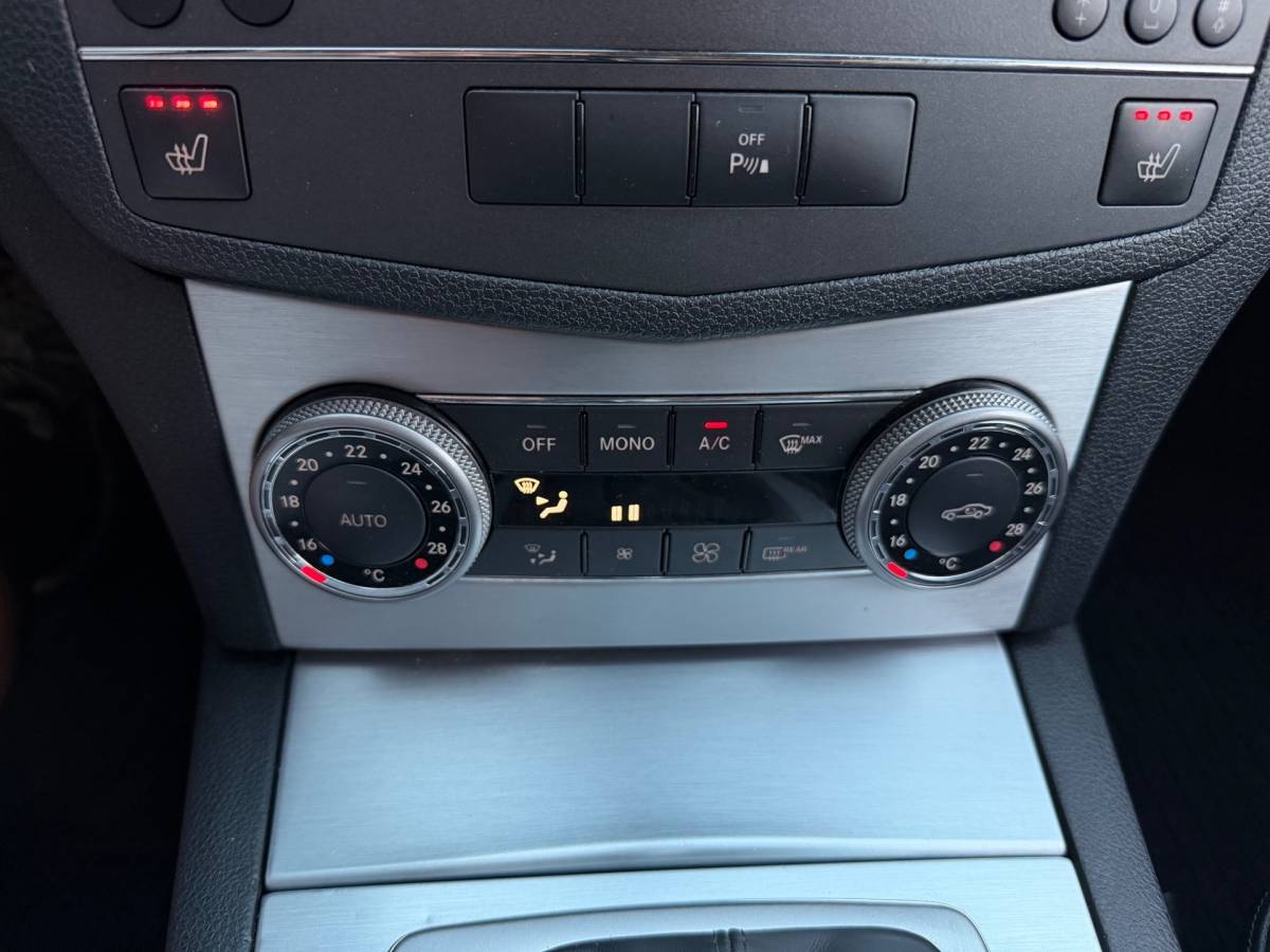 Mercedes-Benz C-Klasse Mercedes-Benz C-klasse Estate 180 CGI BlueEFFICIENCY Business Class Avantgarde Automaat Airco Cruise Elk.Ramen Trekhaak zeer nette