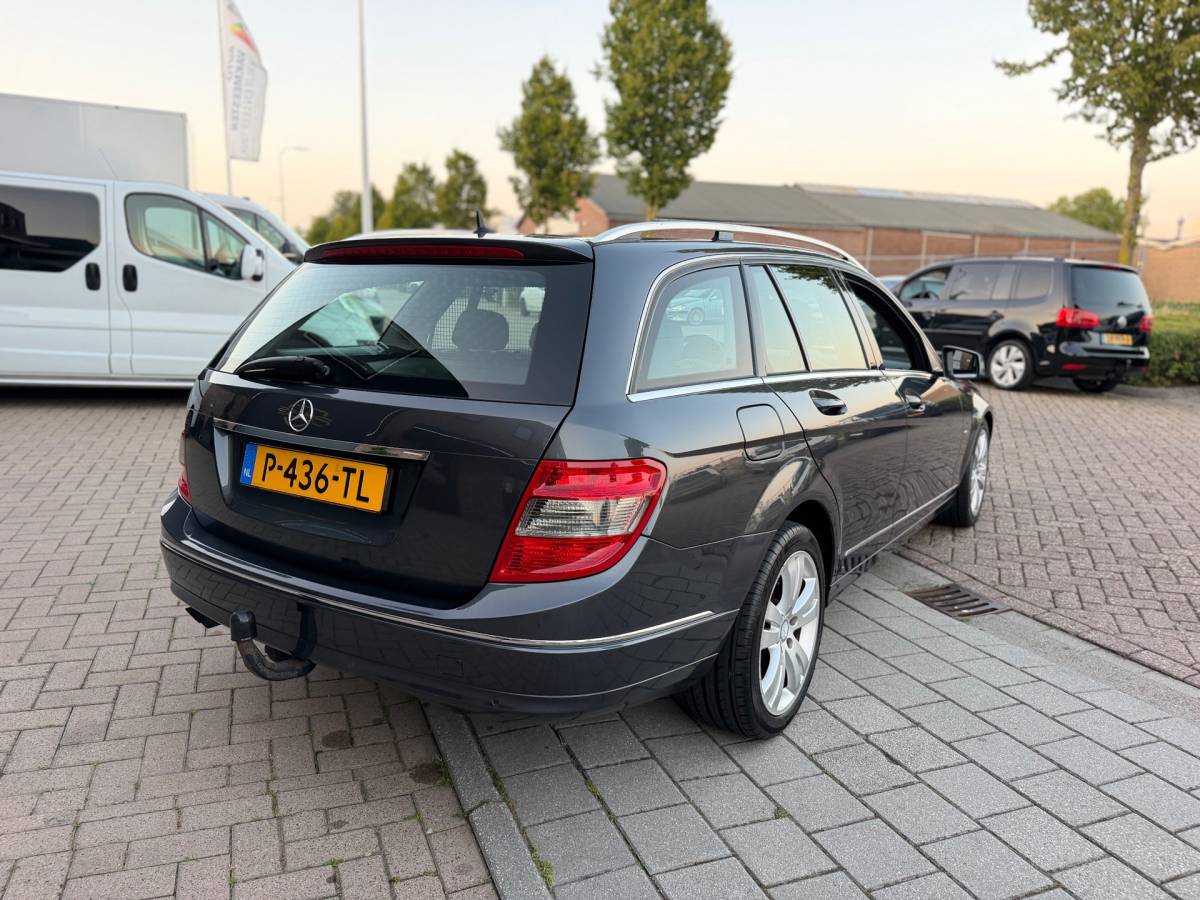 Mercedes-Benz C-Klasse Mercedes-Benz C-klasse Estate 180 CGI BlueEFFICIENCY Business Class Avantgarde Automaat Airco Cruise Elk.Ramen Trekhaak zeer nette