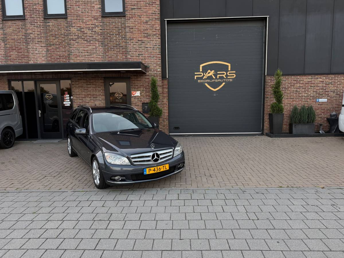Mercedes-Benz C-Klasse Mercedes-Benz C-klasse Estate 180 CGI BlueEFFICIENCY Business Class Avantgarde Automaat Airco Cruise Elk.Ramen Trekhaak zeer nette