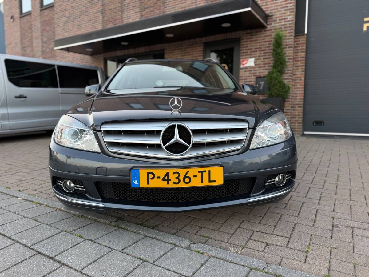 Mercedes-Benz C-Klasse Mercedes-Benz C-klasse Estate 180 CGI BlueEFFICIENCY Business Class Avantgarde Automaat Airco Cruise Elk.Ramen Trekhaak zeer nette