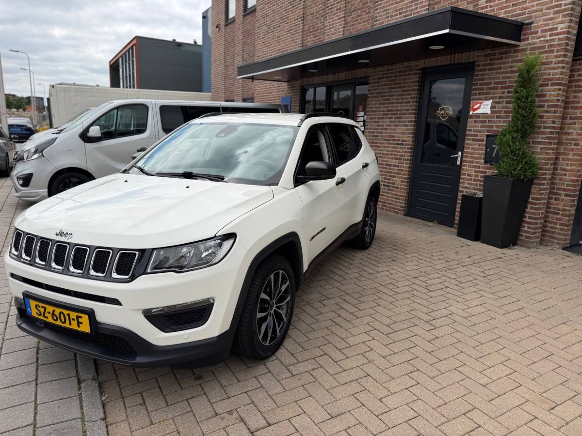 Jeep Compass Jeep Compass 1.4 MultiAir Sport 140PK Airco Cruise Camera Navi Appel Carplay Trekhaak zeer nette