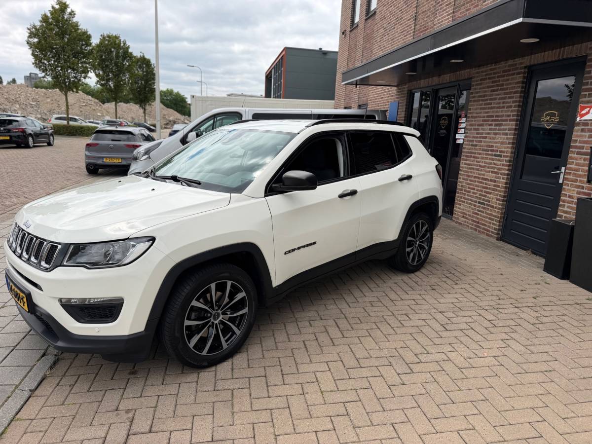Jeep Compass Jeep Compass 1.4 MultiAir Sport 140PK Airco Cruise Camera Navi Appel Carplay Trekhaak zeer nette