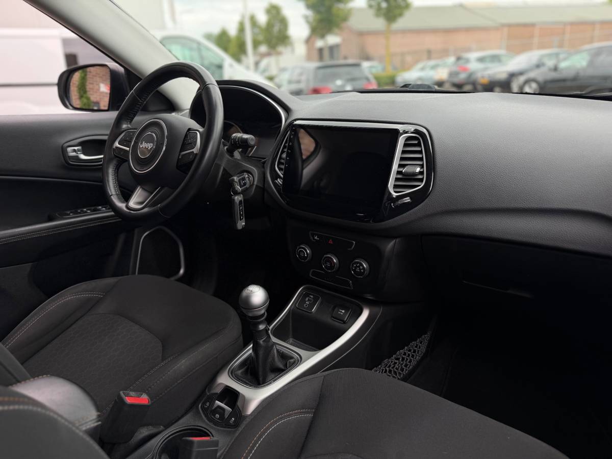 Jeep Compass Jeep Compass 1.4 MultiAir Sport 140PK Airco Cruise Camera Navi Appel Carplay Trekhaak zeer nette
