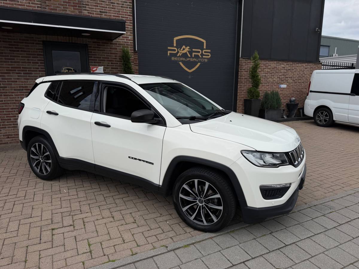 Jeep Compass Jeep Compass 1.4 MultiAir Sport 140PK Airco Cruise Camera Navi Appel Carplay Trekhaak zeer nette