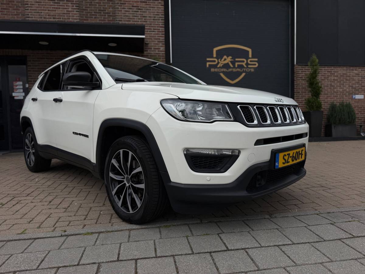 Jeep Compass Jeep Compass 1.4 MultiAir Sport 140PK Airco Cruise Camera Navi Appel Carplay Trekhaak zeer nette