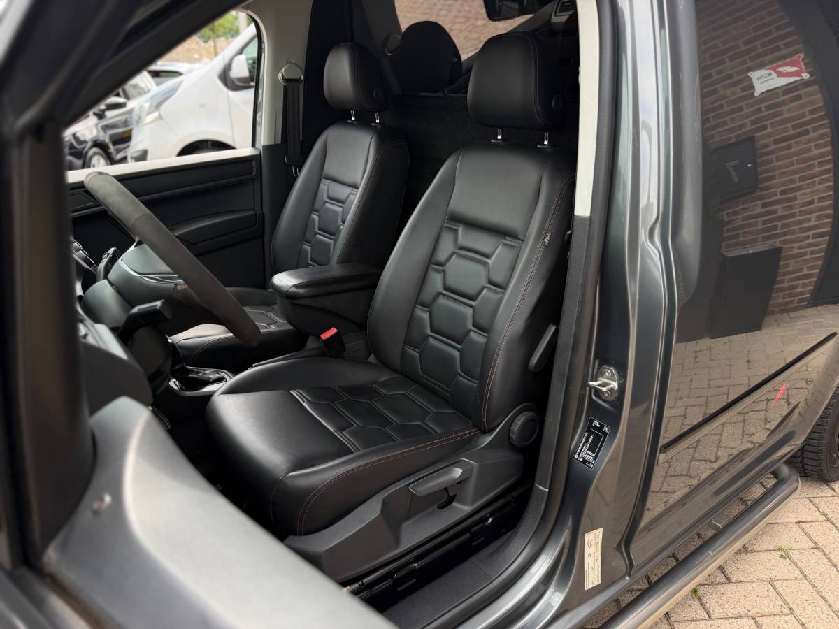 Volkswagen Caddy Volkswagen Caddy 2.0 TDI L1H1 BMT Highline 150PK Automaat DSG Airco Navi Leder Cruise