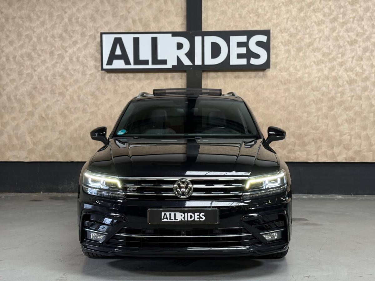 Volkswagen Tiguan Volkswagen Tiguan 2.0 TSI 4Motion Highline Business R | Pano | Trekhaak | 360 Camera | Akrapovic | Leer | memory | Keyless