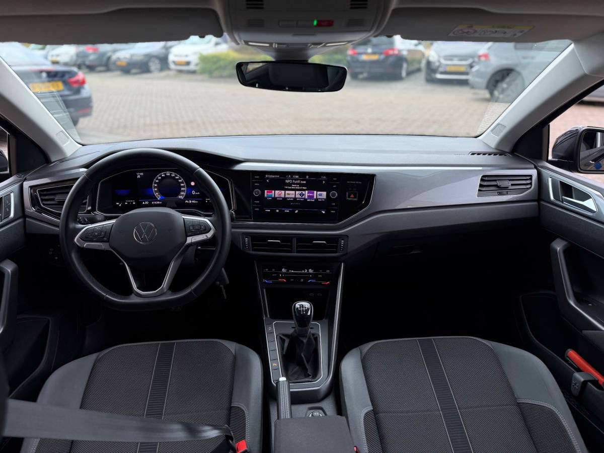 Volkswagen Polo Volkswagen Polo 1.0 TSI Highline Style Virtual Cockpit IQ-Light Climaat Control Cruise Control Airco Navi Elk.Ramen zeer nette