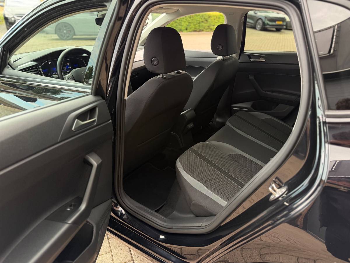 Volkswagen Polo Volkswagen Polo 1.0 TSI Highline Style Virtual Cockpit IQ-Light Climaat Control Cruise Control Airco Navi Elk.Ramen zeer nette