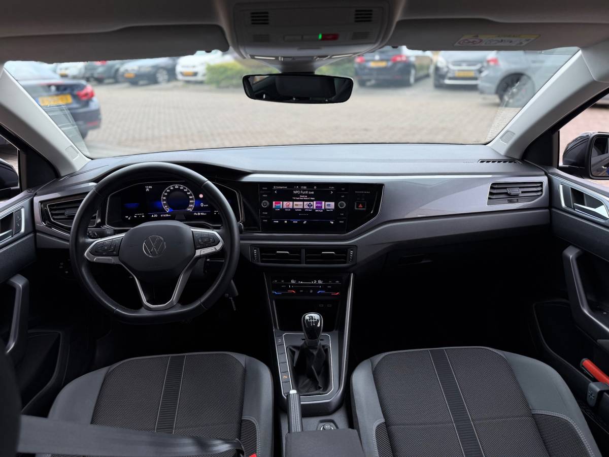 Volkswagen Polo Volkswagen Polo 1.0 TSI Highline Style Virtual Cockpit IQ-Light Climaat Control Cruise Control Airco Navi Elk.Ramen zeer nette