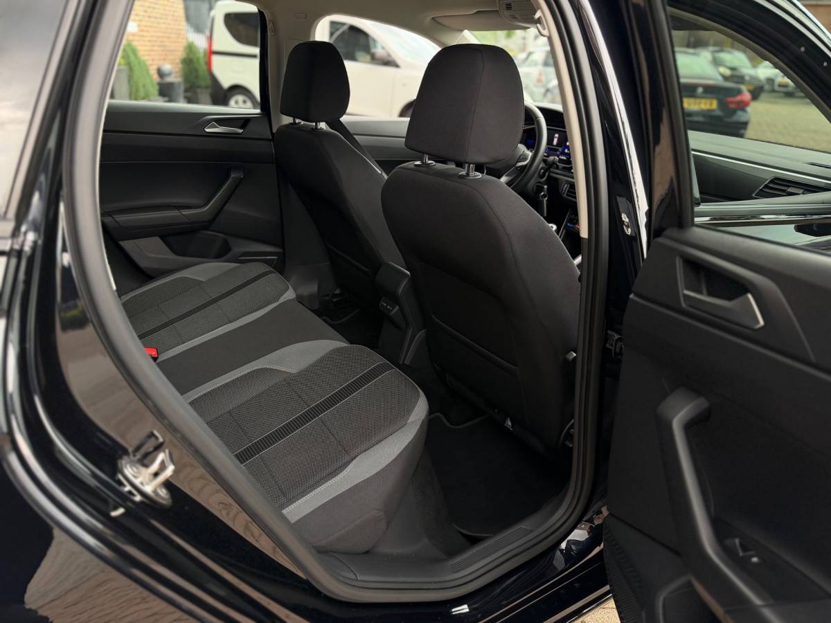 Volkswagen Polo Volkswagen Polo 1.0 TSI Highline Style Virtual Cockpit IQ-Light Climaat Control Cruise Control Airco Navi Elk.Ramen zeer nette