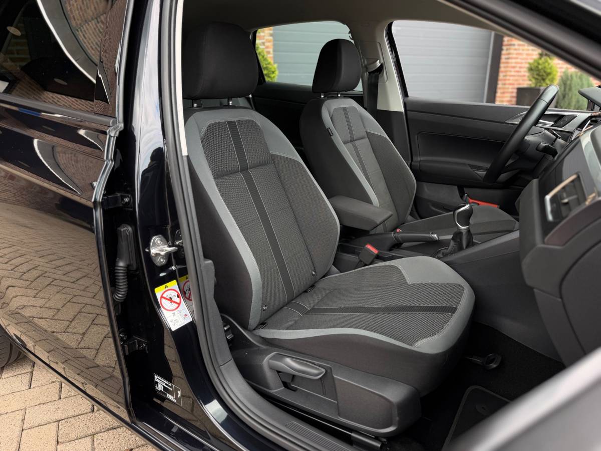 Volkswagen Polo Volkswagen Polo 1.0 TSI Highline Style Virtual Cockpit IQ-Light Climaat Control Cruise Control Airco Navi Elk.Ramen zeer nette