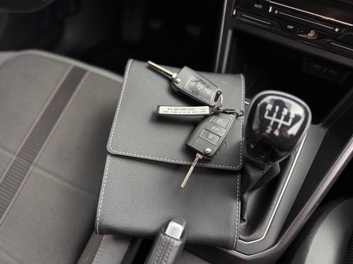 Volkswagen Polo Volkswagen Polo 1.0 TSI Highline Style Virtual Cockpit IQ-Light Climaat Control Cruise Control Airco Navi Elk.Ramen zeer nette