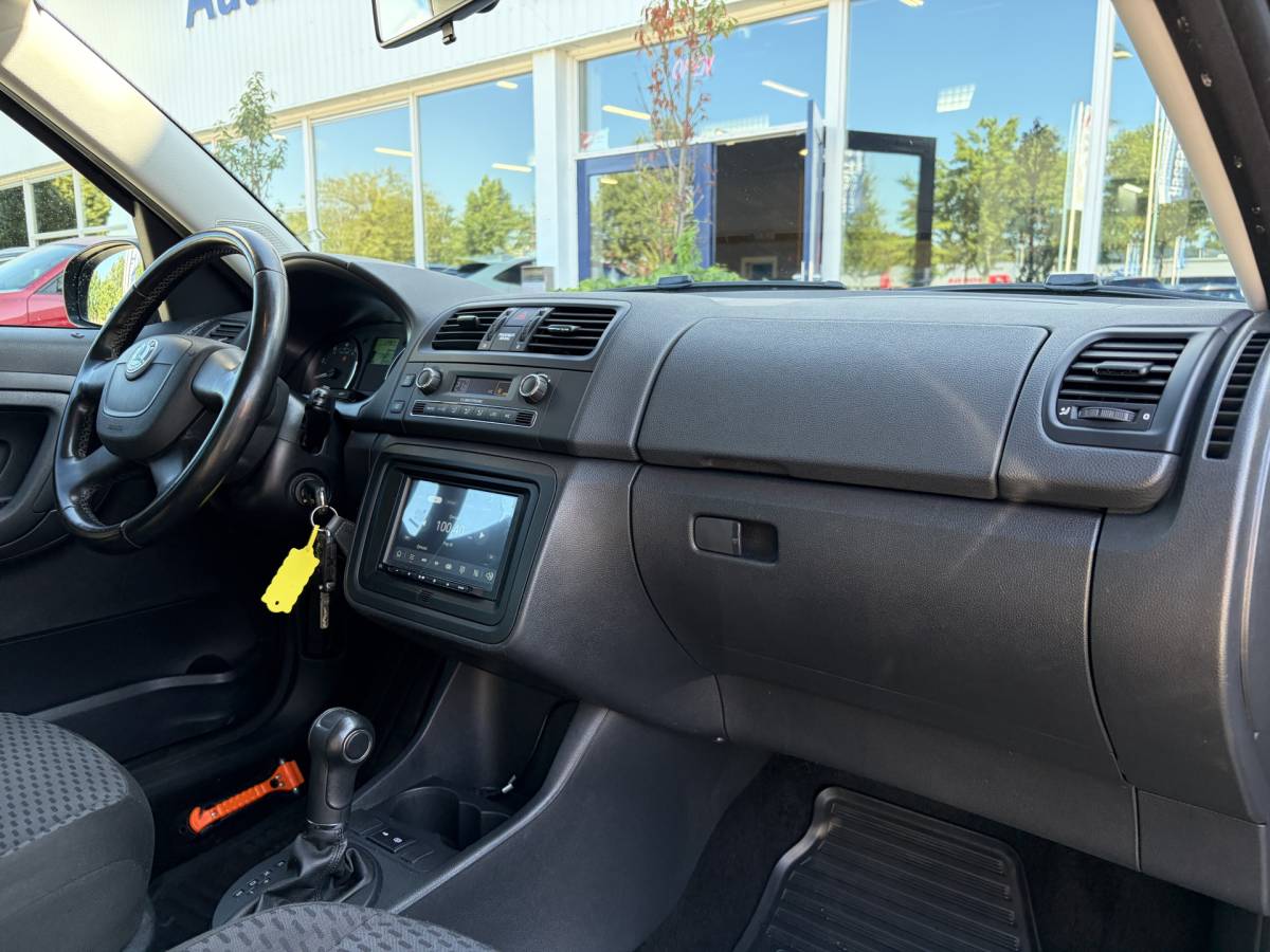 Škoda Roomster ŠKODA Roomster 1.2 TSI Dynamic | AUTOMAAT | Hoge zit | Cruise | Rijklaar met beurt & garantie!