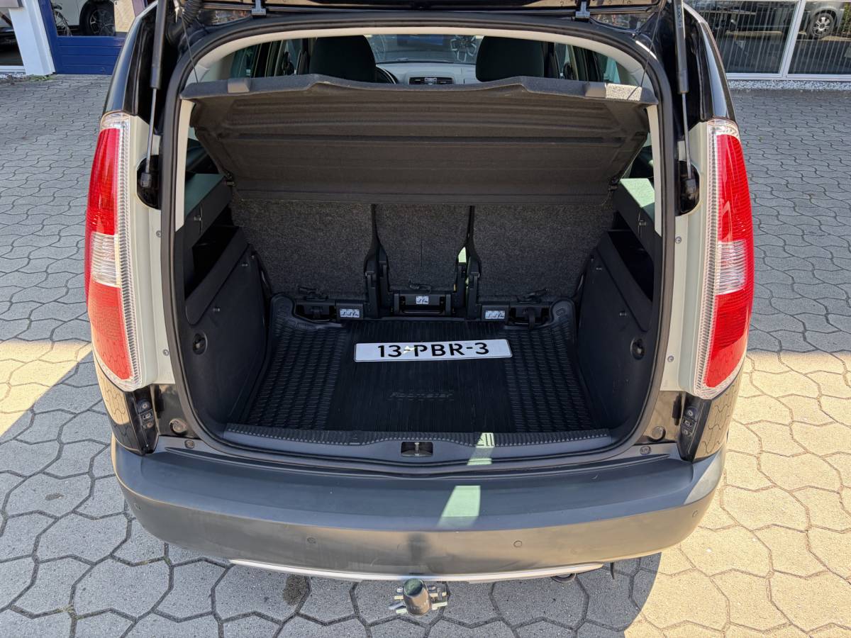 Škoda Roomster ŠKODA Roomster 1.2 TSI Dynamic | AUTOMAAT | Hoge zit | Cruise | Rijklaar met beurt & garantie!