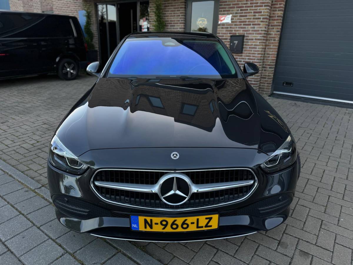 Mercedes-Benz C-Klasse Mercedes-Benz C-klasse 180 Luxury Line Automaat 170PK zeer nette Dealer Garantie