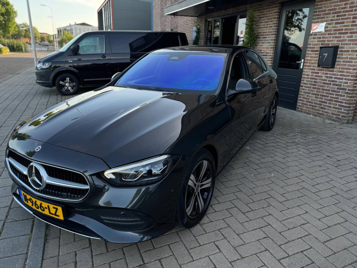 Mercedes-Benz C-Klasse Mercedes-Benz C-klasse 180 Luxury Line Automaat 170PK zeer nette Dealer Garantie