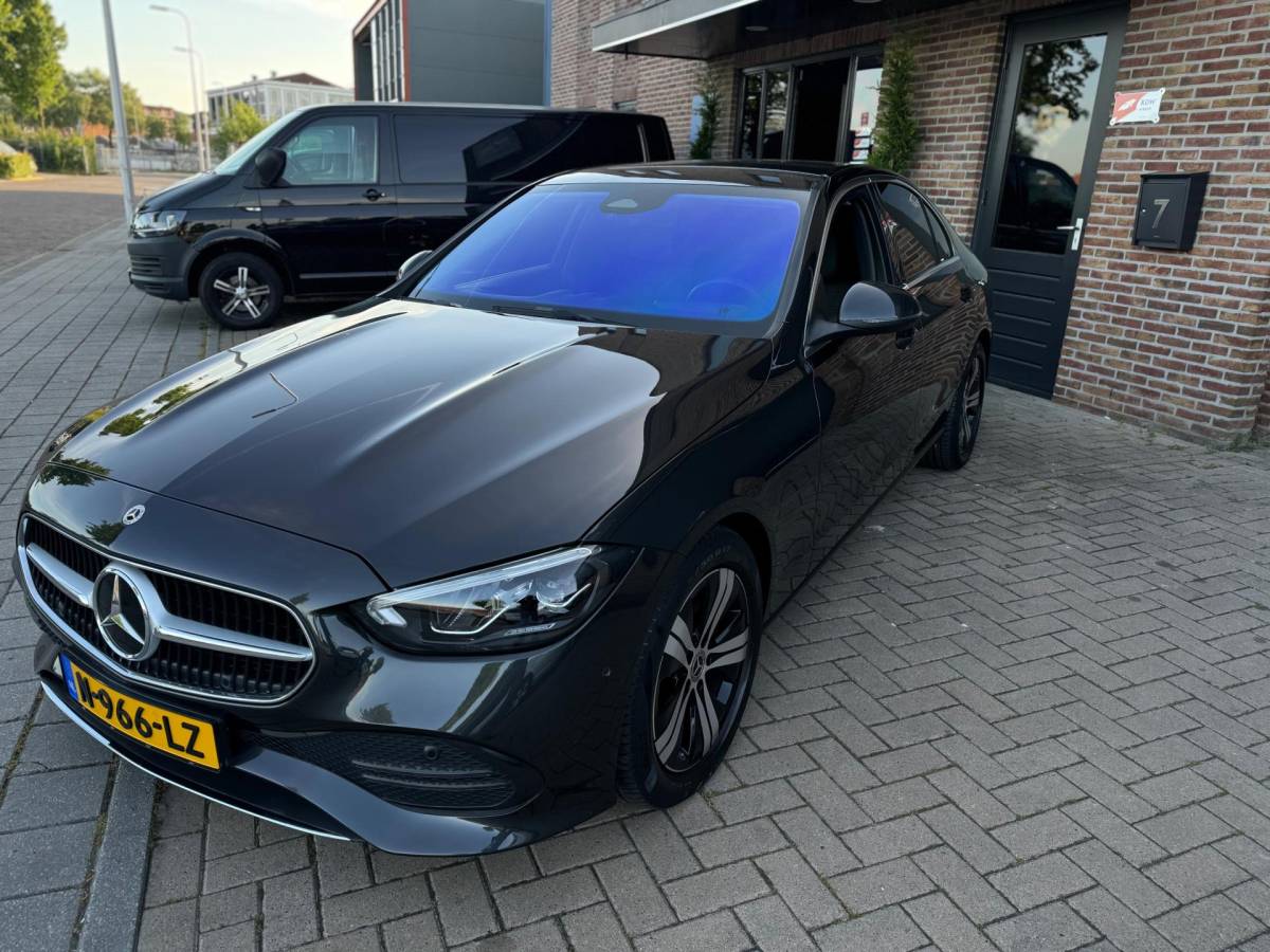Mercedes-Benz C-Klasse Mercedes-Benz C-klasse 180 Luxury Line Automaat 170PK zeer nette Dealer Garantie