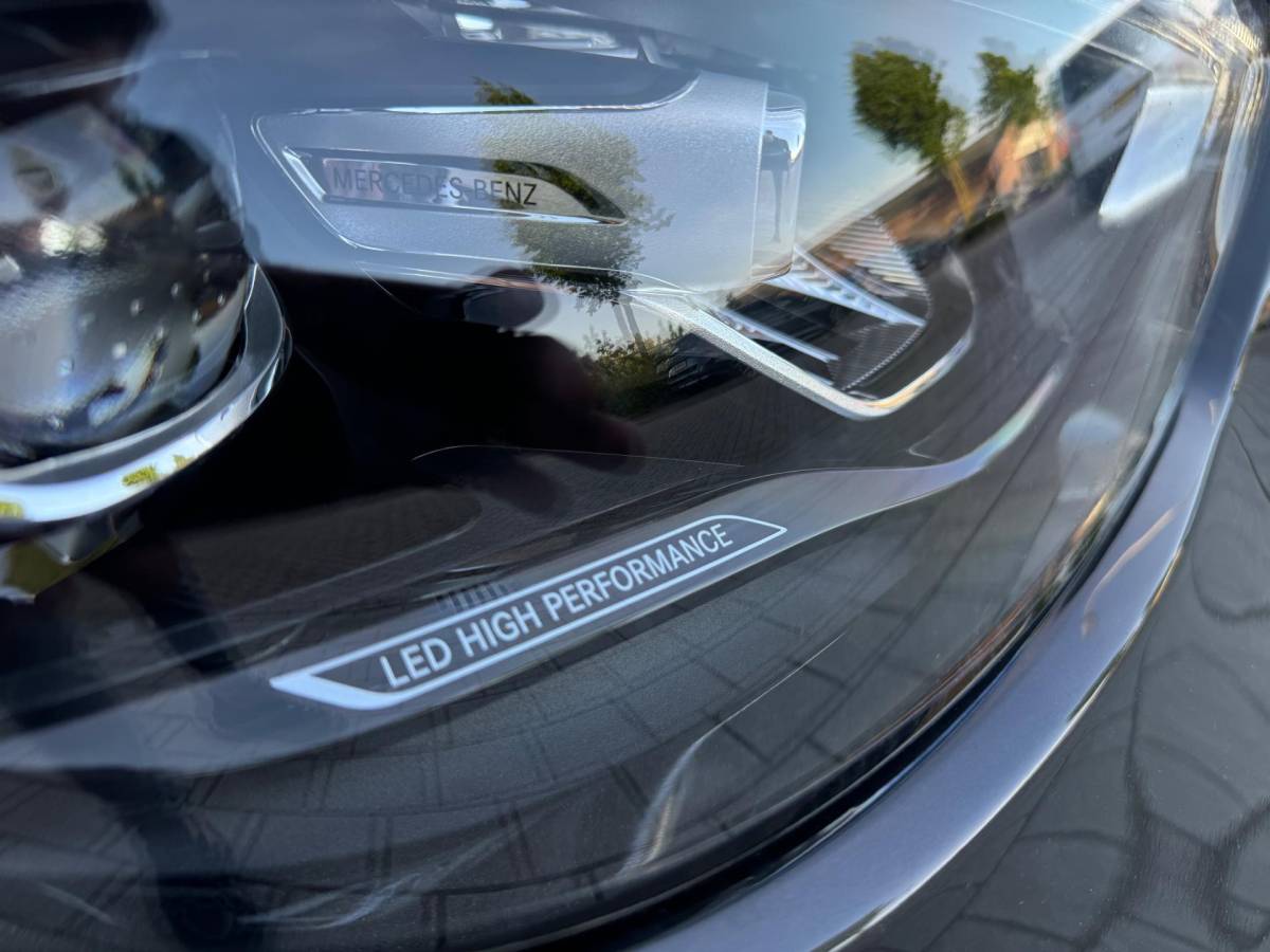 Mercedes-Benz C-Klasse Mercedes-Benz C-klasse 180 Luxury Line Automaat 170PK zeer nette Dealer Garantie