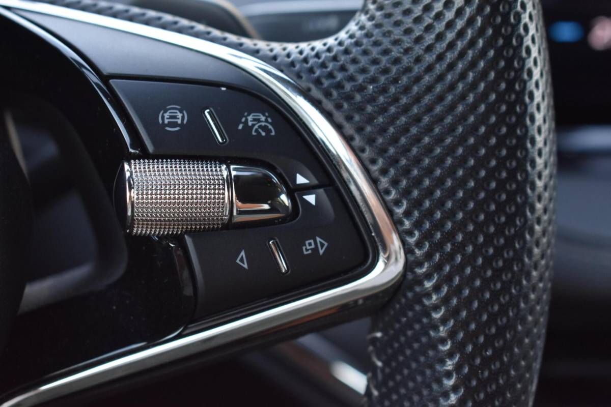 Škoda Enyaq iV Skoda Enyaq iV 60 Sportline | Camera | Carplay | Cruise Control |