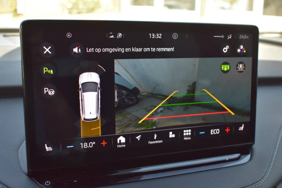 Škoda Enyaq iV Skoda Enyaq iV 60 Sportline | Camera | Carplay | Cruise Control |