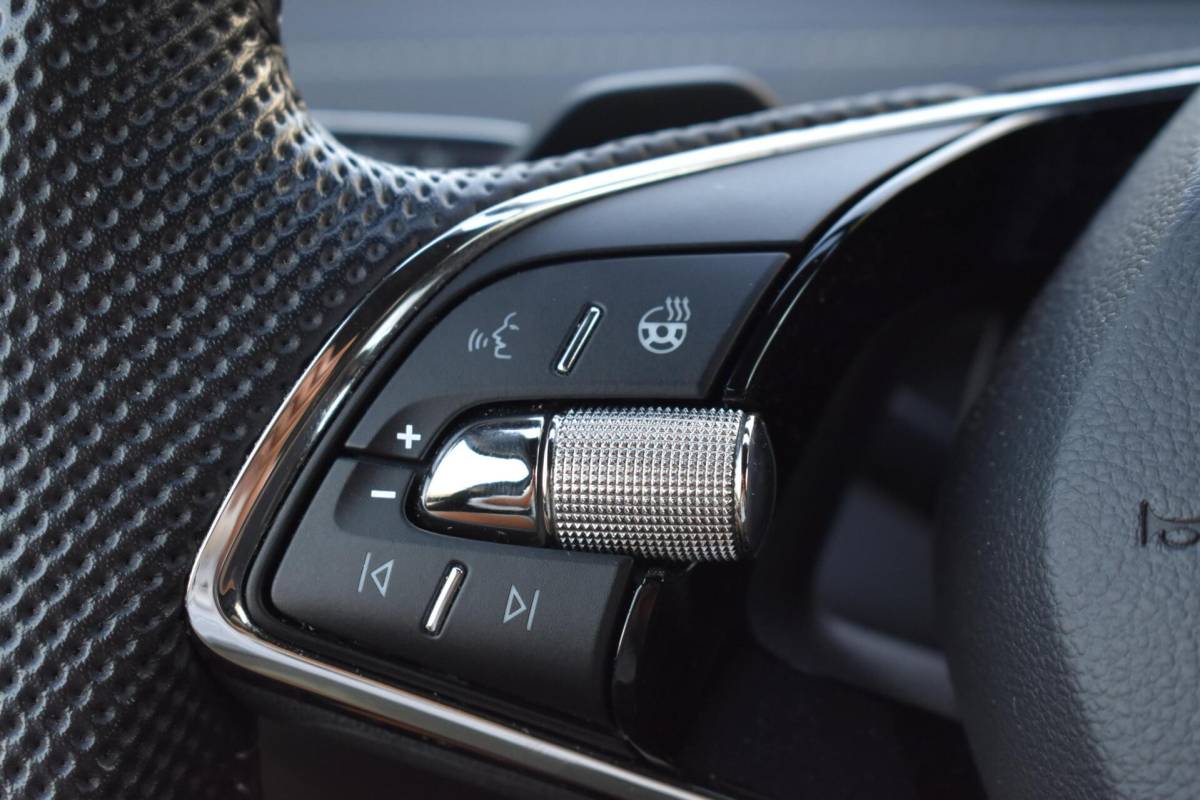 Škoda Enyaq iV Skoda Enyaq iV 60 Sportline | Camera | Carplay | Cruise Control |