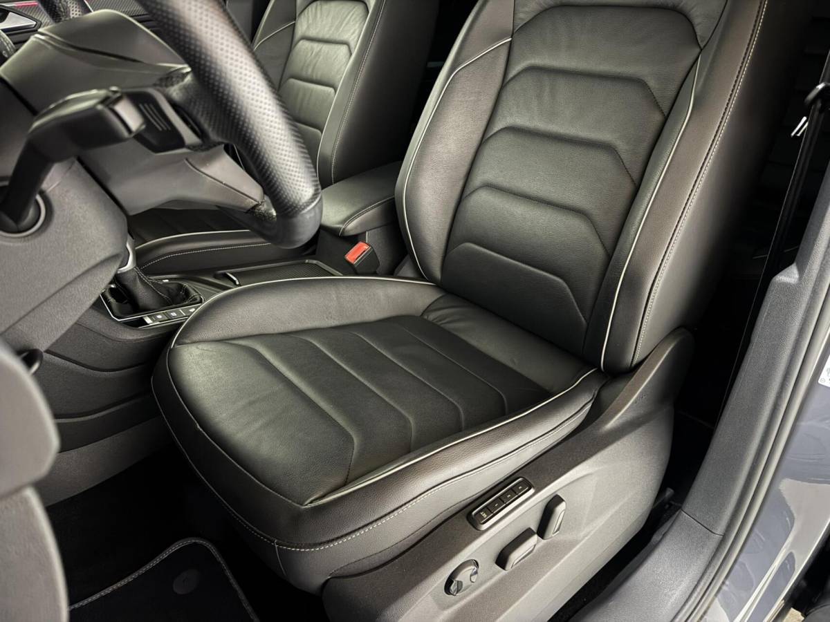 Volkswagen Tiguan Volkswagen Tiguan 1.4 TSI eHybrid R-Line Black Edtion Leer Pano Memory 360°