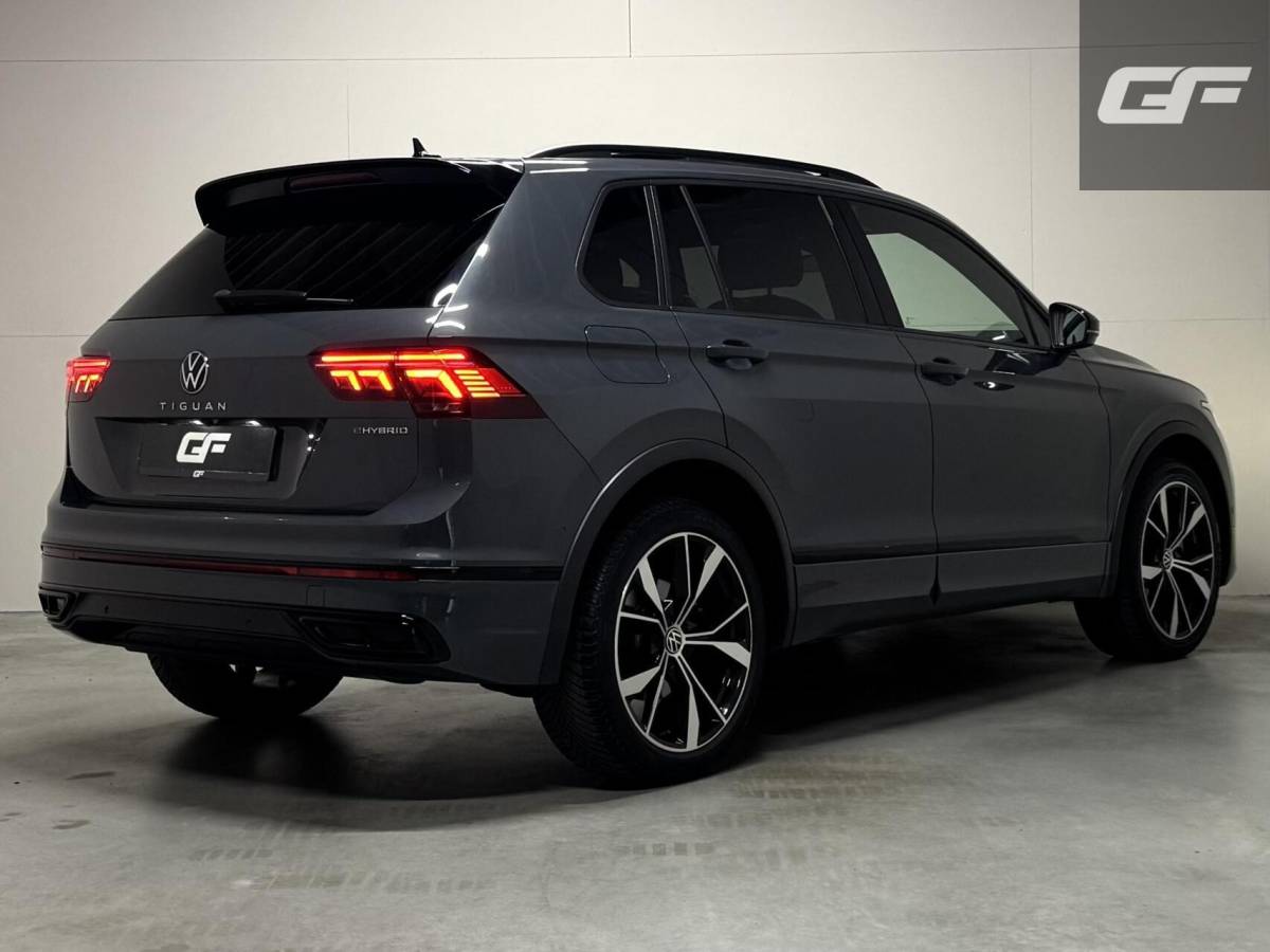 Volkswagen Tiguan Volkswagen Tiguan 1.4 TSI eHybrid R-Line Black Edtion Leer Pano Memory 360°