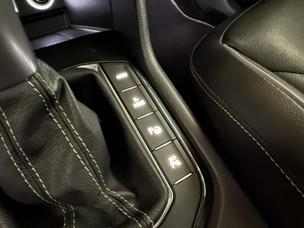 Volkswagen Tiguan Volkswagen Tiguan 1.4 TSI eHybrid R-Line Black Edtion Leer Pano Memory 360°