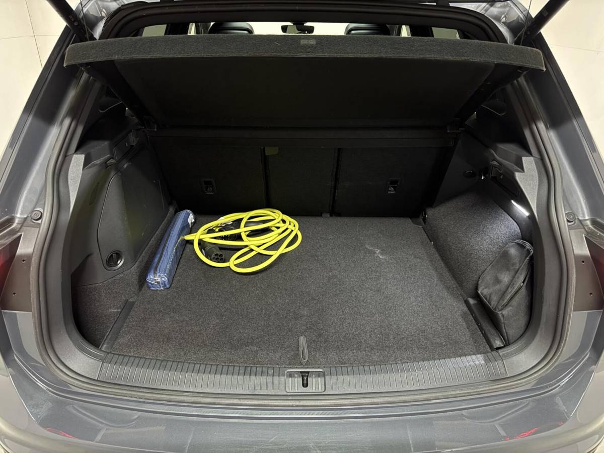 Volkswagen Tiguan Volkswagen Tiguan 1.4 TSI eHybrid R-Line Black Edtion Leer Pano Memory 360°