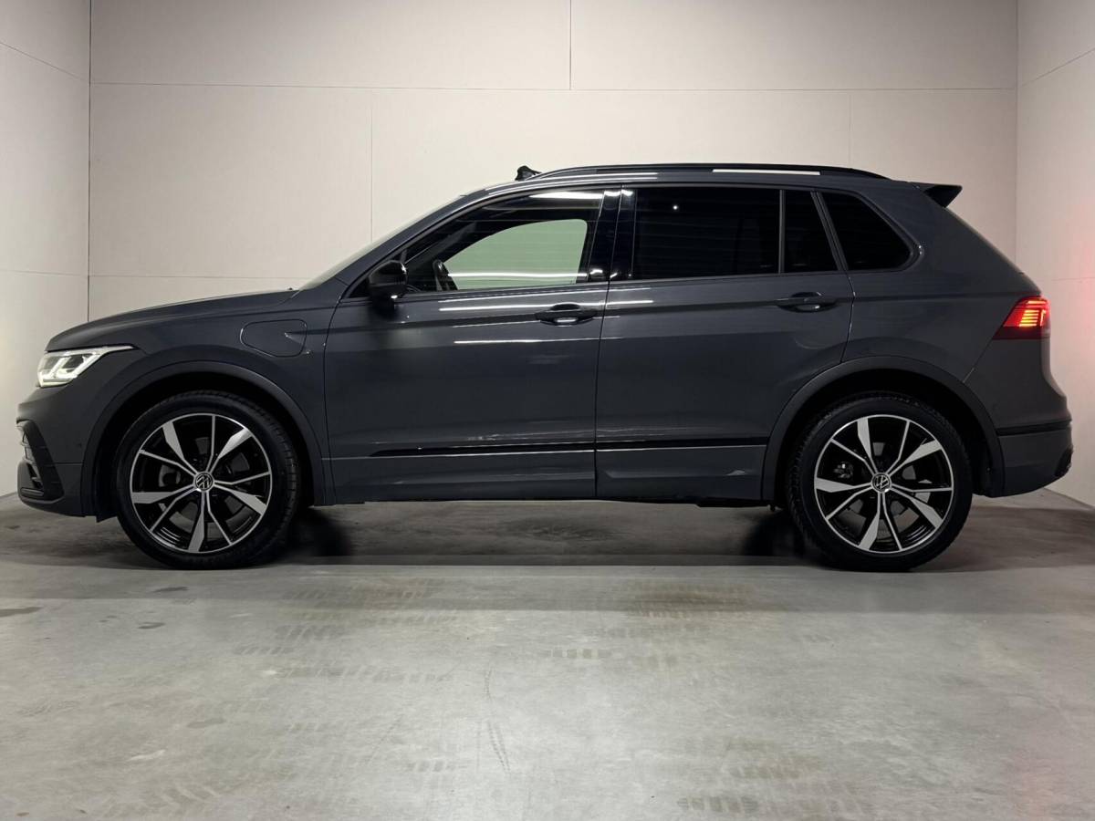 Volkswagen Tiguan Volkswagen Tiguan 1.4 TSI eHybrid R-Line Black Edtion Leer Pano Memory 360°