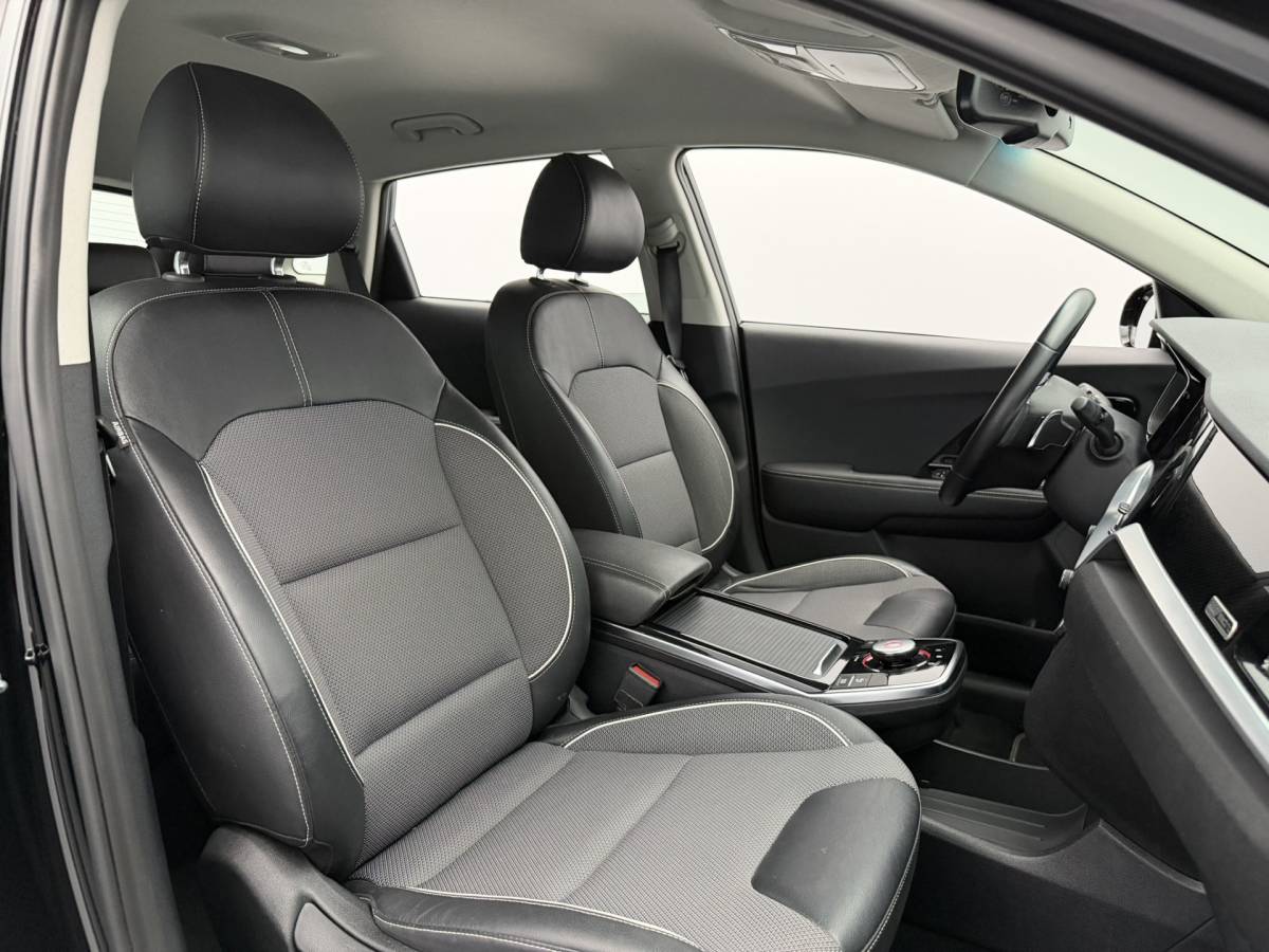 Kia e-Niro Kia e-Niro DynamicLine 64 kWh SOH 96,9% | Warmtepomp | Camera | Carplay&Android | Adaptieve Cruise