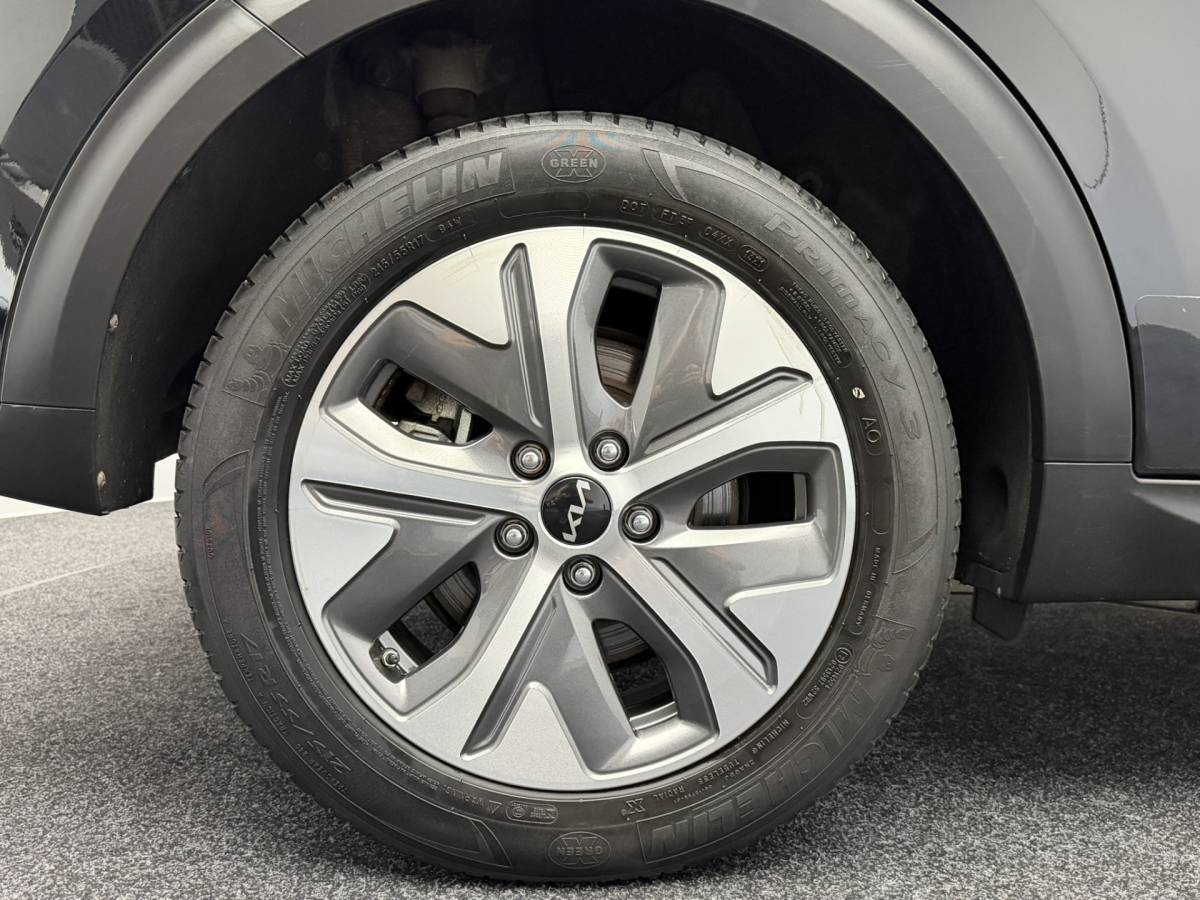 Kia e-Niro Kia e-Niro DynamicLine 64 kWh SOH 96,9% | Warmtepomp | Camera | Carplay&Android | Adaptieve Cruise