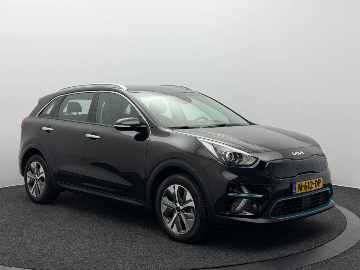 Kia e-Niro Kia e-Niro DynamicLine 64 kWh SOH 96,9% | Warmtepomp | Camera | Carplay&Android | Adaptieve Cruise