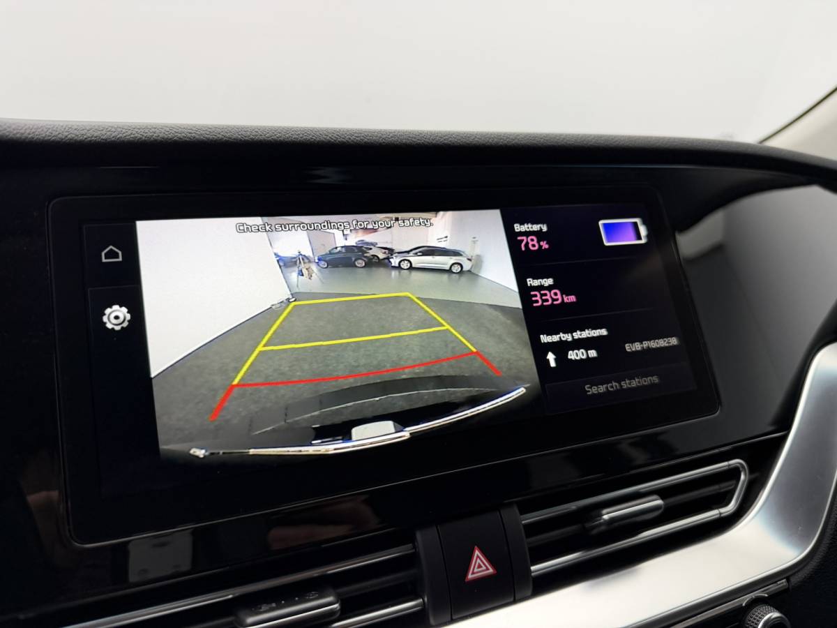 Kia e-Niro Kia e-Niro DynamicLine 64 kWh SOH 96,9% | Warmtepomp | Camera | Carplay&Android | Adaptieve Cruise