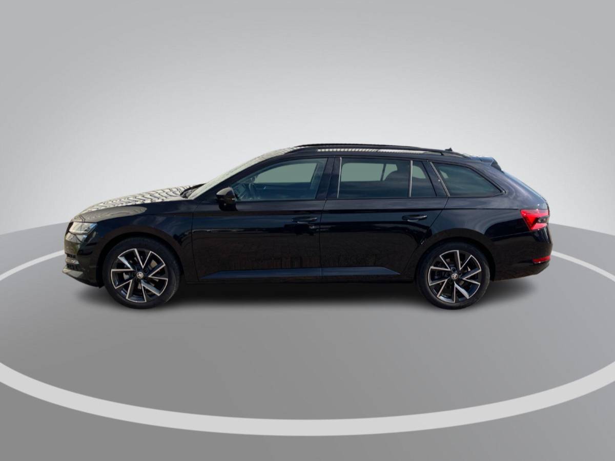 Škoda Superb Skoda Superb Combi 1.4TSI 160kW/218PK iV Business Edition Plus · Navigatie · Apple/Android Car Play · Camera + Parkeersensoren · Garantie t/m 27-03-2028 of 60000km.