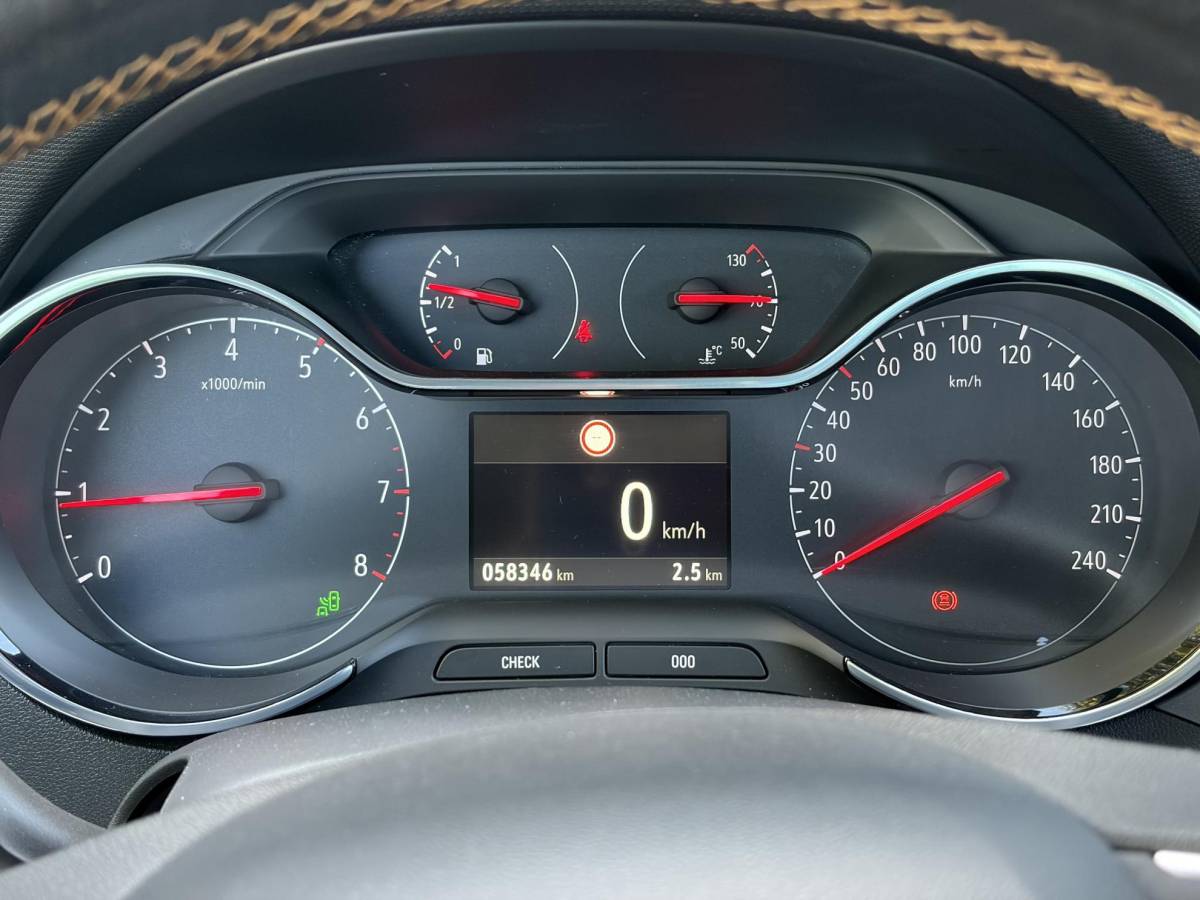 Opel Crossland X Opel Crossland X 1.2 Turbo Innovation ✓1e Eigenaar✓Dealer Onderhouden✓360° Camera✓Carplay✓Navi✓6 Bak✓110pk✓Keylss✓Halfleder✓Pdc V+A✓Lm velgen✓N.A.P✓Rijstrooksensor✓Dodehoeksensor✓Apk tot 09-2028