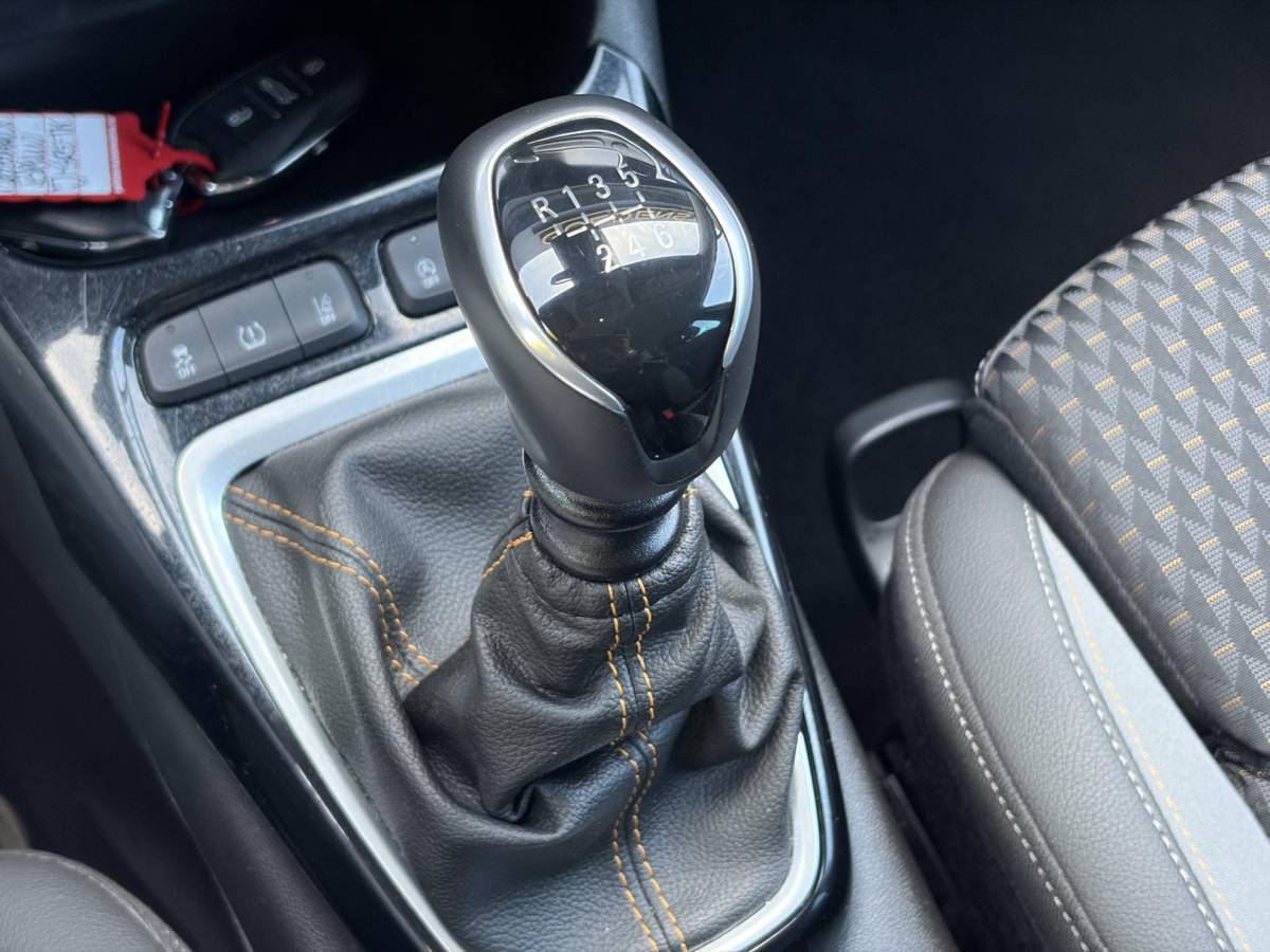 Opel Crossland X Opel Crossland X 1.2 Turbo Innovation ✓1e Eigenaar✓Dealer Onderhouden✓360° Camera✓Carplay✓Navi✓6 Bak✓110pk✓Keylss✓Halfleder✓Pdc V+A✓Lm velgen✓N.A.P✓Rijstrooksensor✓Dodehoeksensor✓Apk tot 09-2028