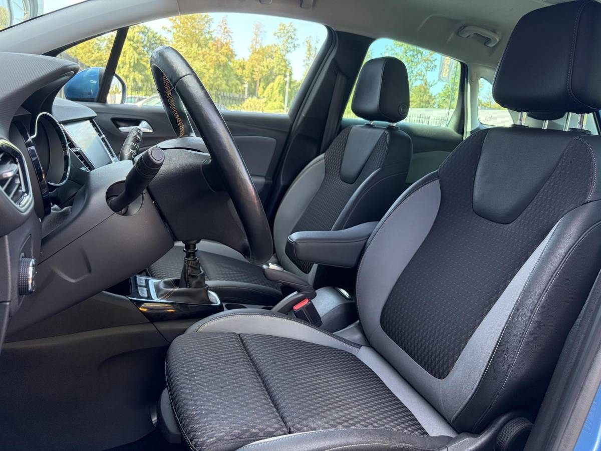 Opel Crossland X Opel Crossland X 1.2 Turbo Innovation ✓1e Eigenaar✓Dealer Onderhouden✓360° Camera✓Carplay✓Navi✓6 Bak✓110pk✓Keylss✓Halfleder✓Pdc V+A✓Lm velgen✓N.A.P✓Rijstrooksensor✓Dodehoeksensor✓Apk tot 09-2028