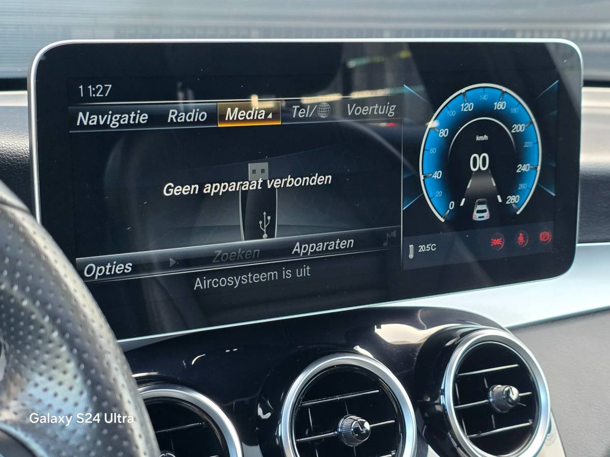 Mercedes-Benz GLC Mercedes-Benz GLC-klasse Coupé 350e 4MATIC AMG 63 Look / Acc / Open Dak / Leder / Grote Scherm / Camera / Led / Pdc / 19 Inch