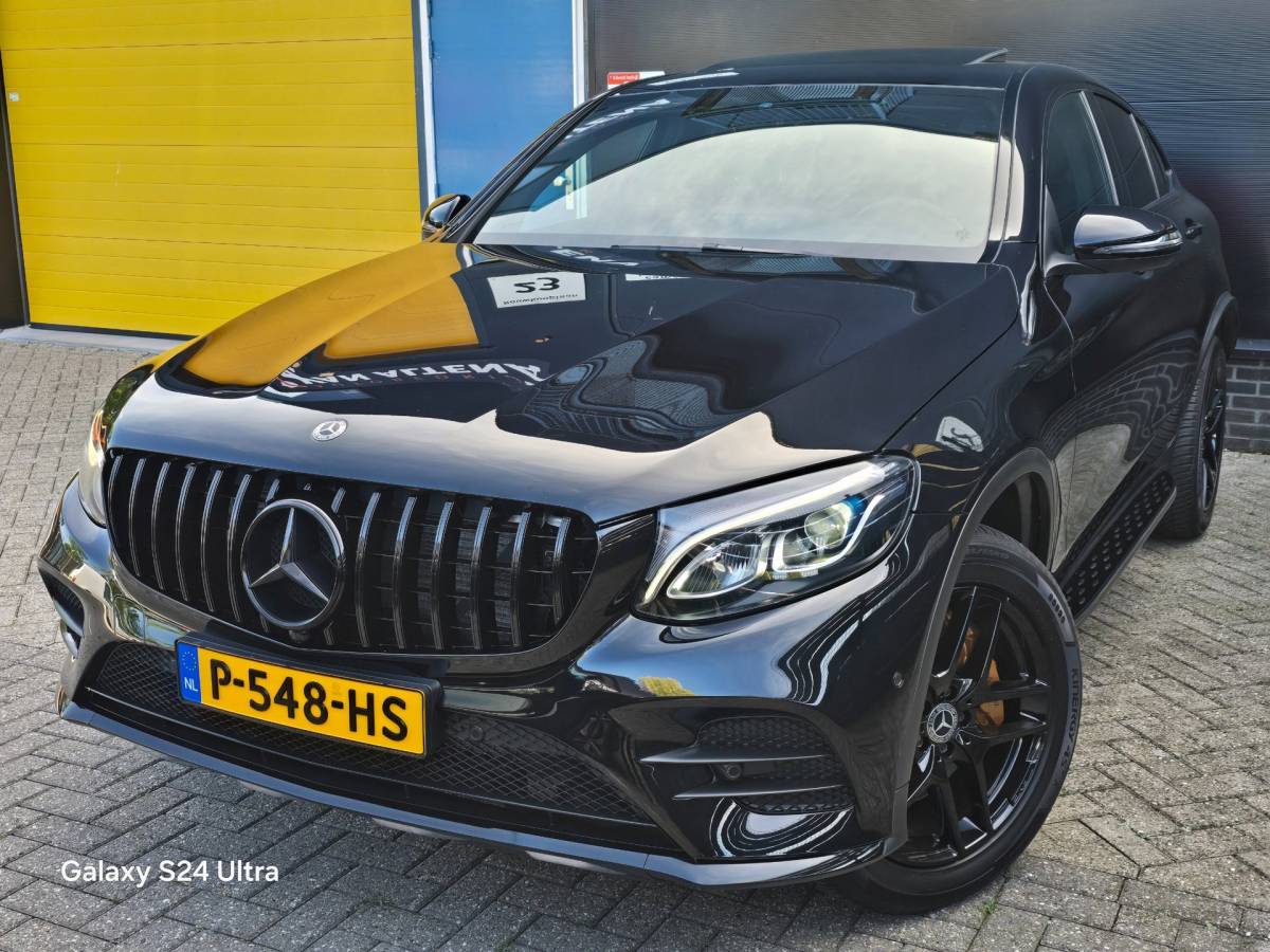 Mercedes-Benz GLC Mercedes-Benz GLC-klasse Coupé 350e 4MATIC AMG 63 Look / Acc / Open Dak / Leder / Grote Scherm / Camera / Led / Pdc / 19 Inch