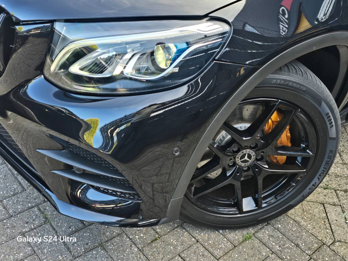 Mercedes-Benz GLC Mercedes-Benz GLC-klasse Coupé 350e 4MATIC AMG 63 Look / Acc / Open Dak / Leder / Grote Scherm / Camera / Led / Pdc / 19 Inch