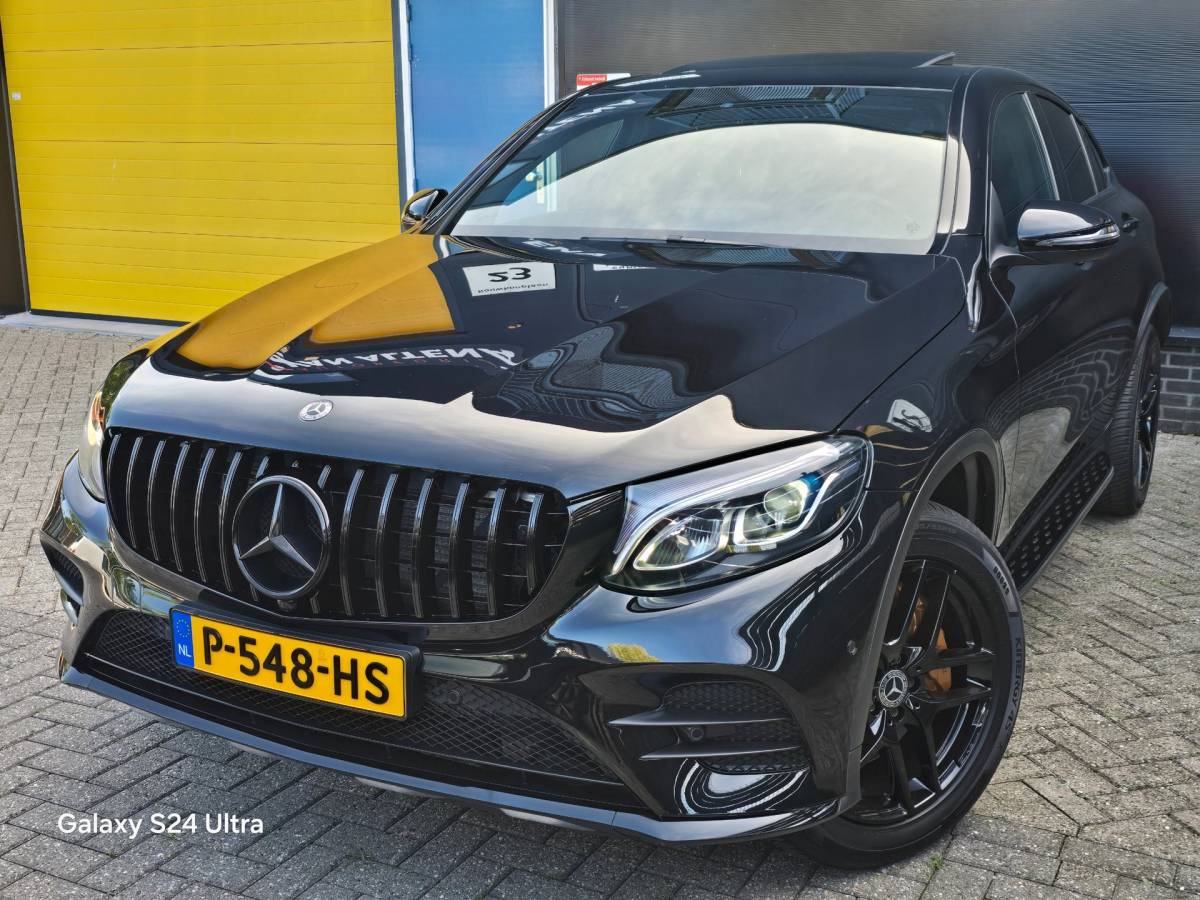 Mercedes-Benz GLC Mercedes-Benz GLC-klasse Coupé 350e 4MATIC AMG 63 Look / Acc / Open Dak / Leder / Grote Scherm / Camera / Led / Pdc / 19 Inch