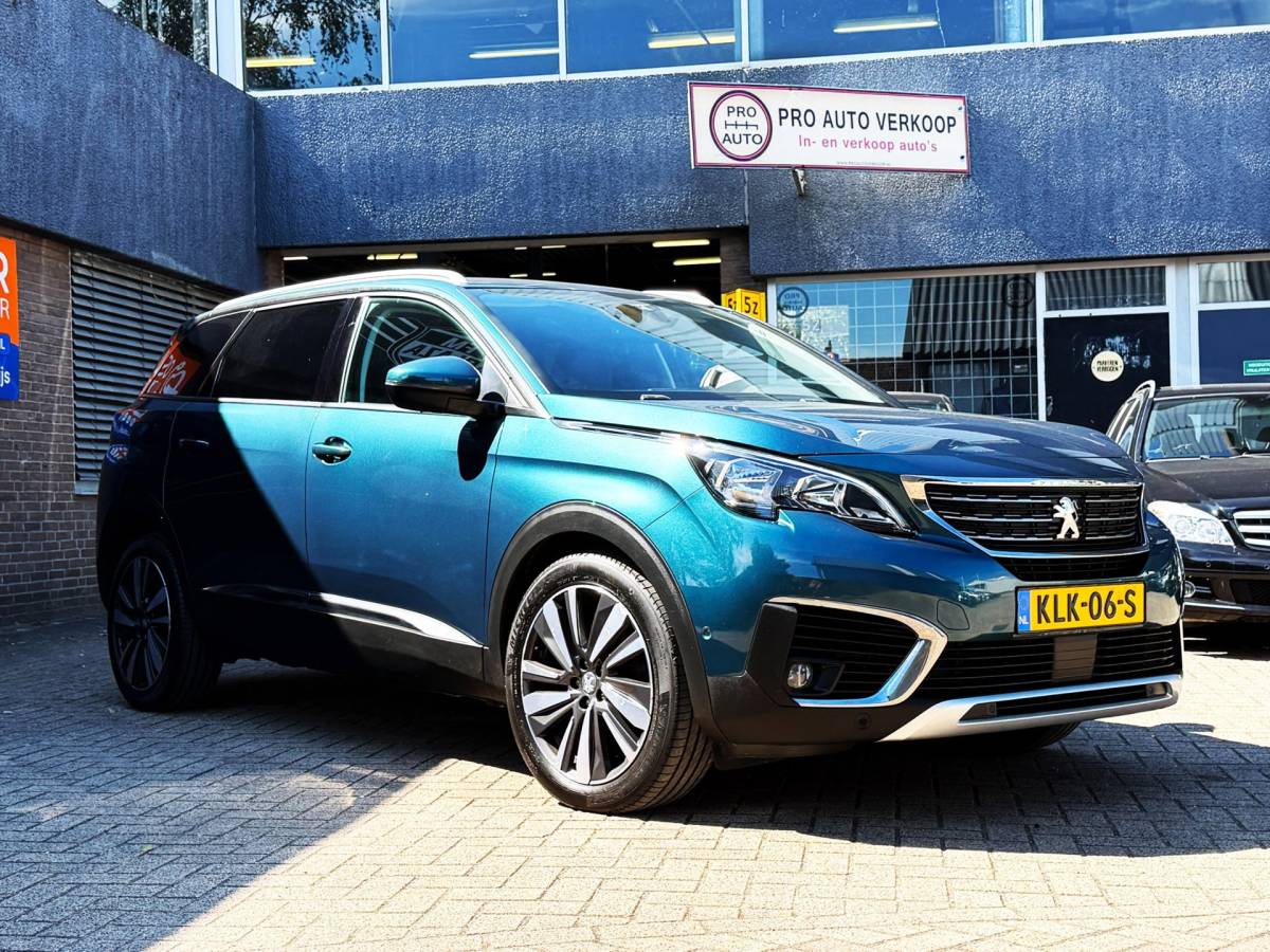 Peugeot 5008 Peugeot 5008 1.2 PureTech GT-Line 7 pers Carplay_Trekh_Navi_Leder