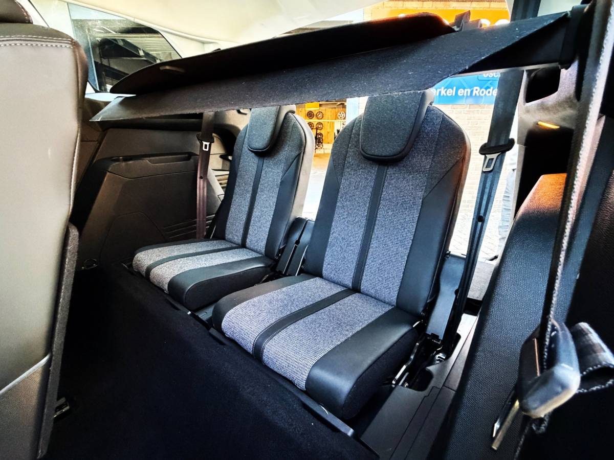 Peugeot 5008 Peugeot 5008 1.2 PureTech GT-Line 7 pers Carplay_Trekh_Navi_Leder